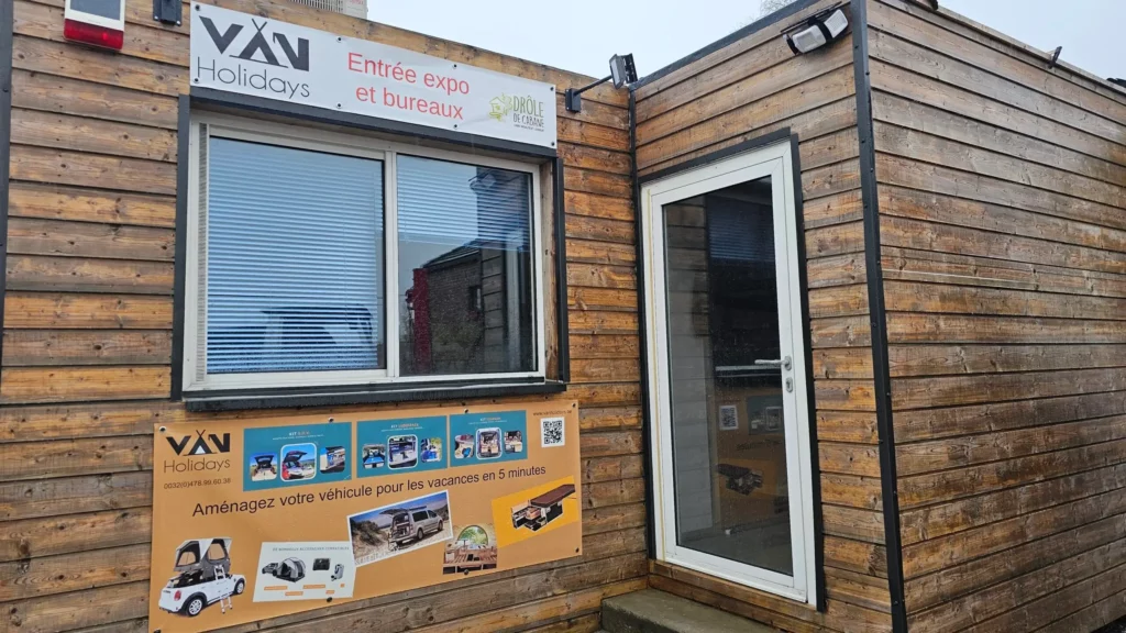 Showroom Vanholidays 
droledecabane 

VanHolidays localisation

aménagement de van pas cher